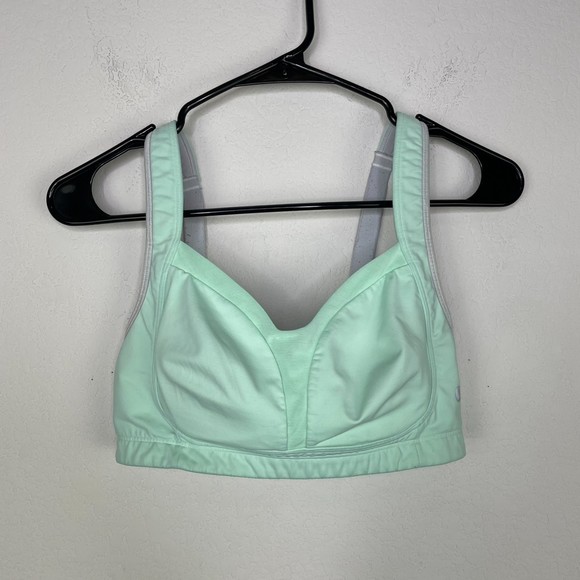 Lululemon Ta Ta Tamer III Bra in Mint Green size 34D - Picture 2 of 7